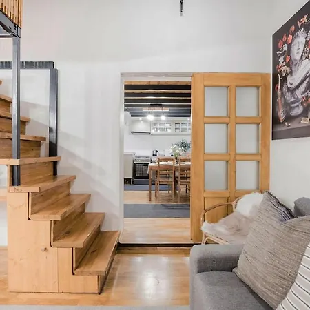 Garden Retreat 4br Oasis In Jewish Quarter アパート *