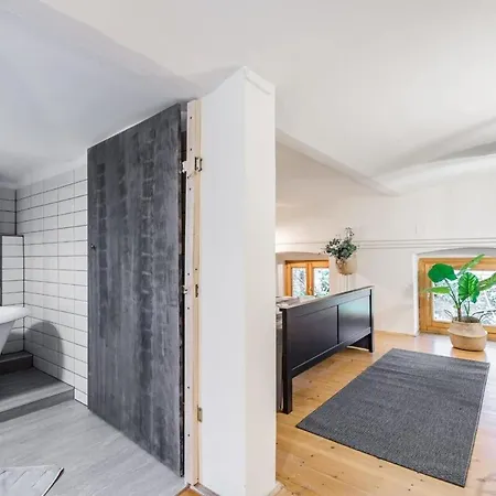 Garden Retreat 4br Oasis In Jewish Quarter アパート ブダペスト