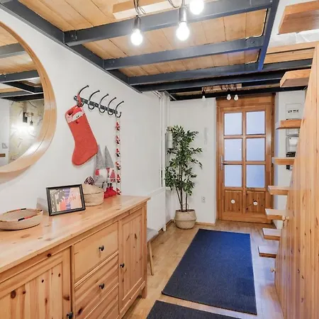 Garden Retreat 4br Oasis In Jewish Quarter * ブダペスト
