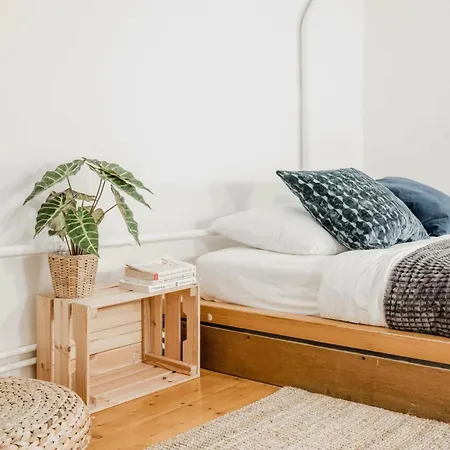 Garden Retreat 4br Oasis In Jewish Quarter ブダペスト